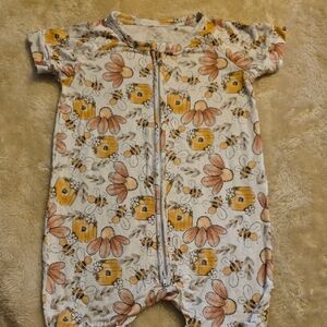 Little SNUGGLES Floral and Bee Print Baby Romper